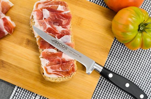 il coltello da disosso il tuo alleato indispensabile in cucina - Il Coltello da Disosso: Il Tuo Alleato Indispensabile in Cucina
