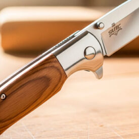 il coltello tascabile la tua guida definitiva per scegliere il compagno perfetto 275x275 - Coltellini da giardinaggio e da montagna
