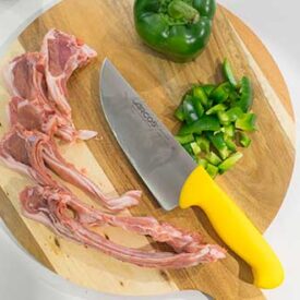 larte di tagliare la carne una guida completa sui coltelli per macellai e amanti della cucina 275x275 - Coltelli da Finimento da Caccia: Un Simbolo Ancestrale nella Montería Spagnola